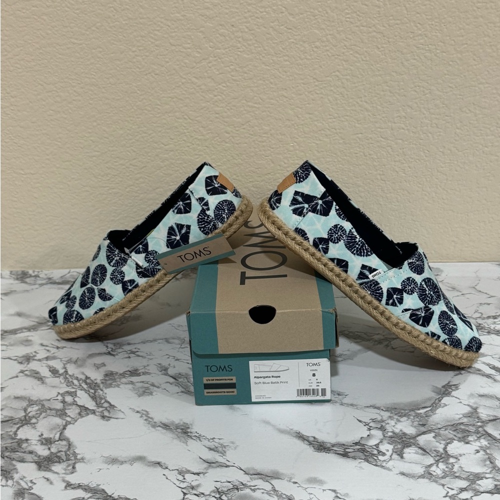 TOMS Black and Light Blue Leaf Espadrilles